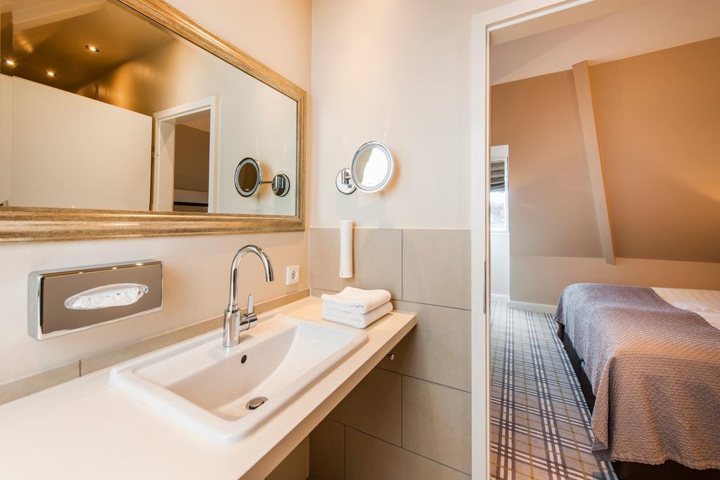 Large Junior Suite residential example,824915207:JPEG