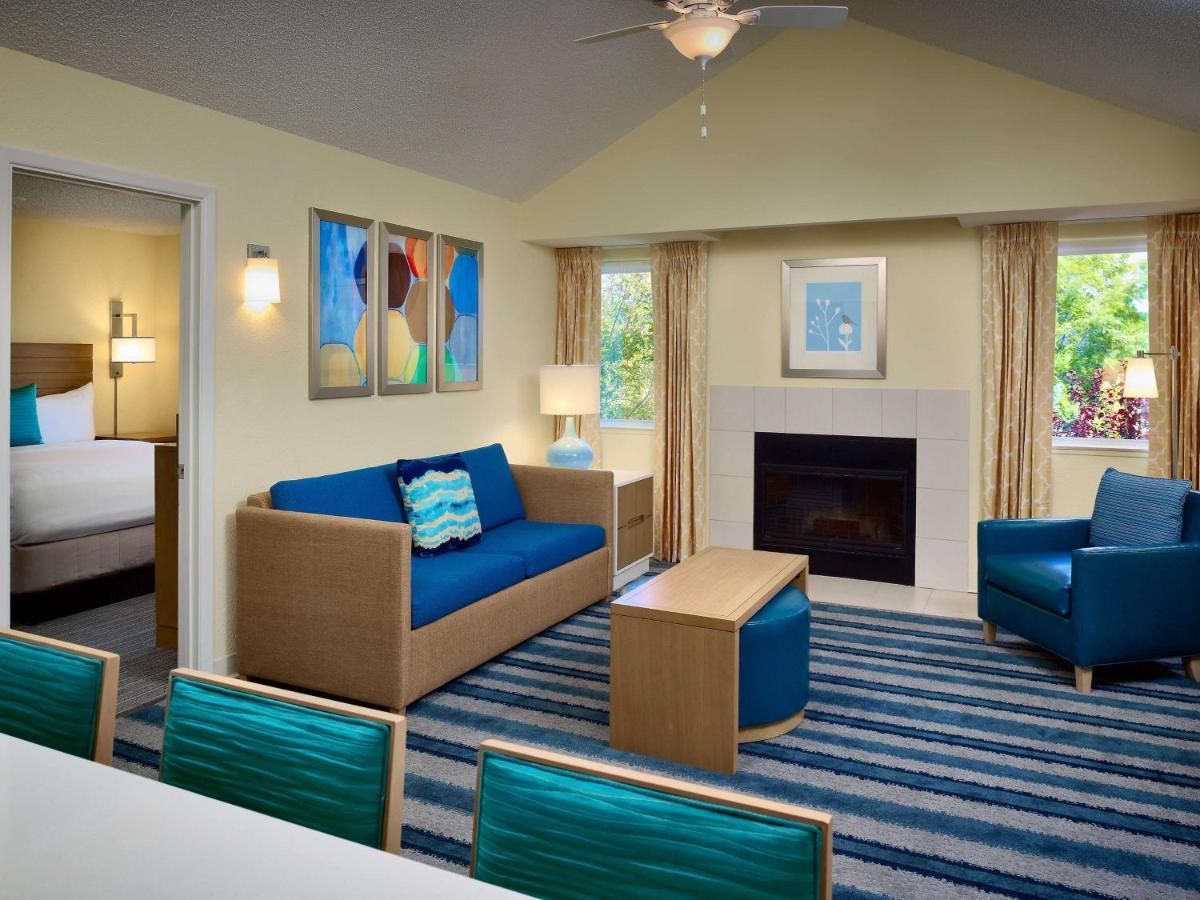 Two-Bedroom King Suite with Fireplace