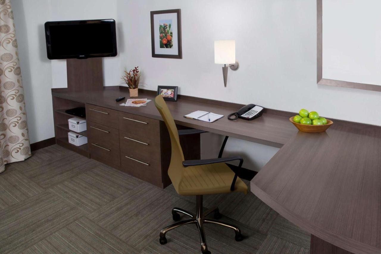 Queen Studio Suite