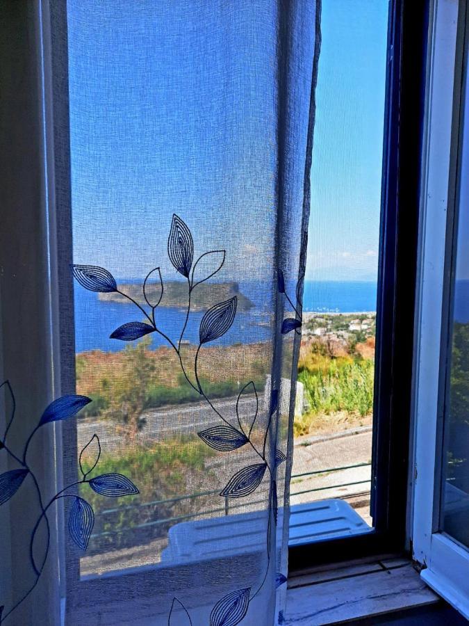 Camera Matrimoniale con Vista Mare