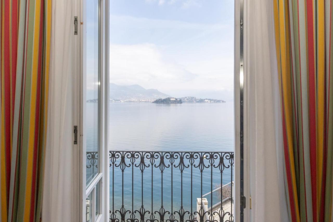 Camera Matrimoniale con Balcone e Vista Lago