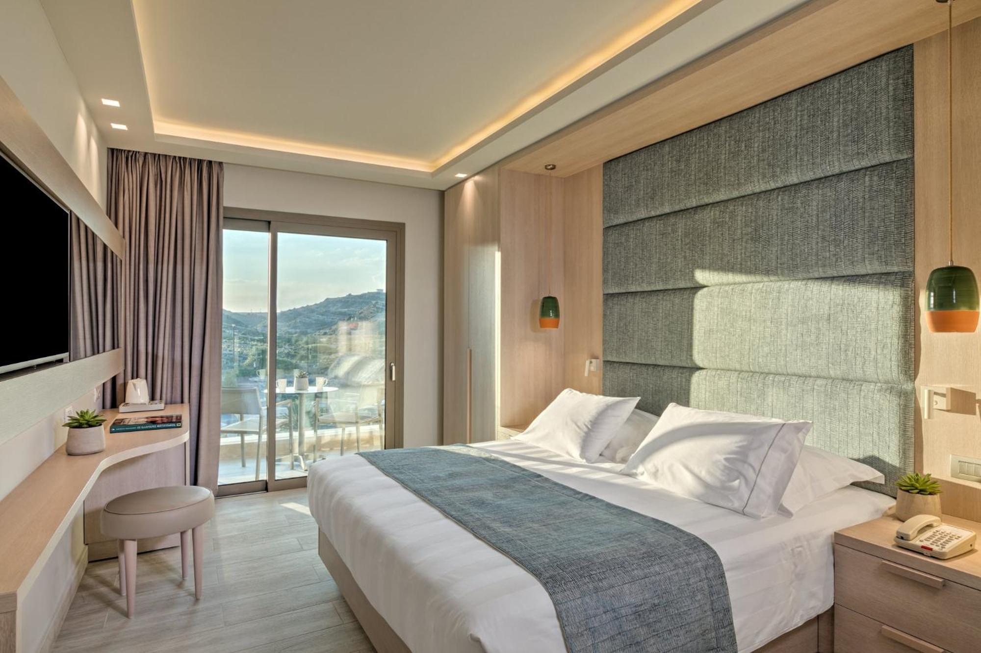 Doppelzimmer mit Hügelblick