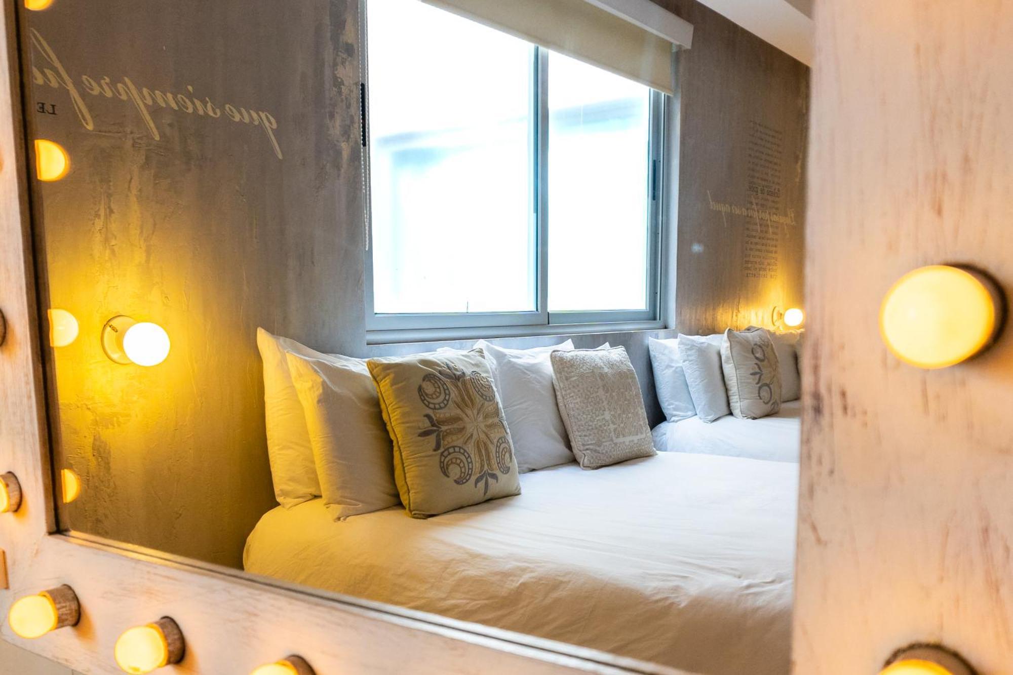 Standard Suite,1208179570:JPEG