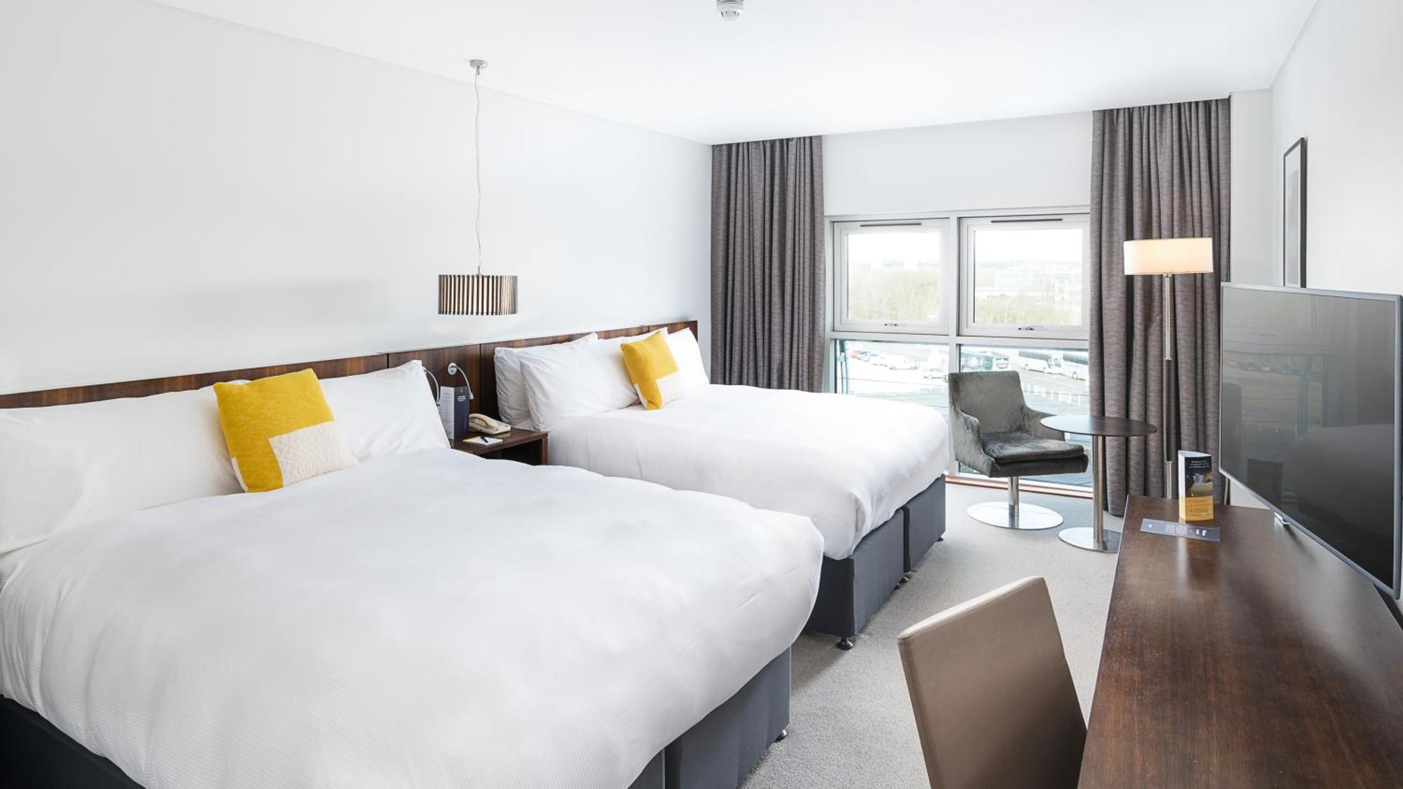 Premium Queen Room with Two Queen Beds,1102926255:JPEG