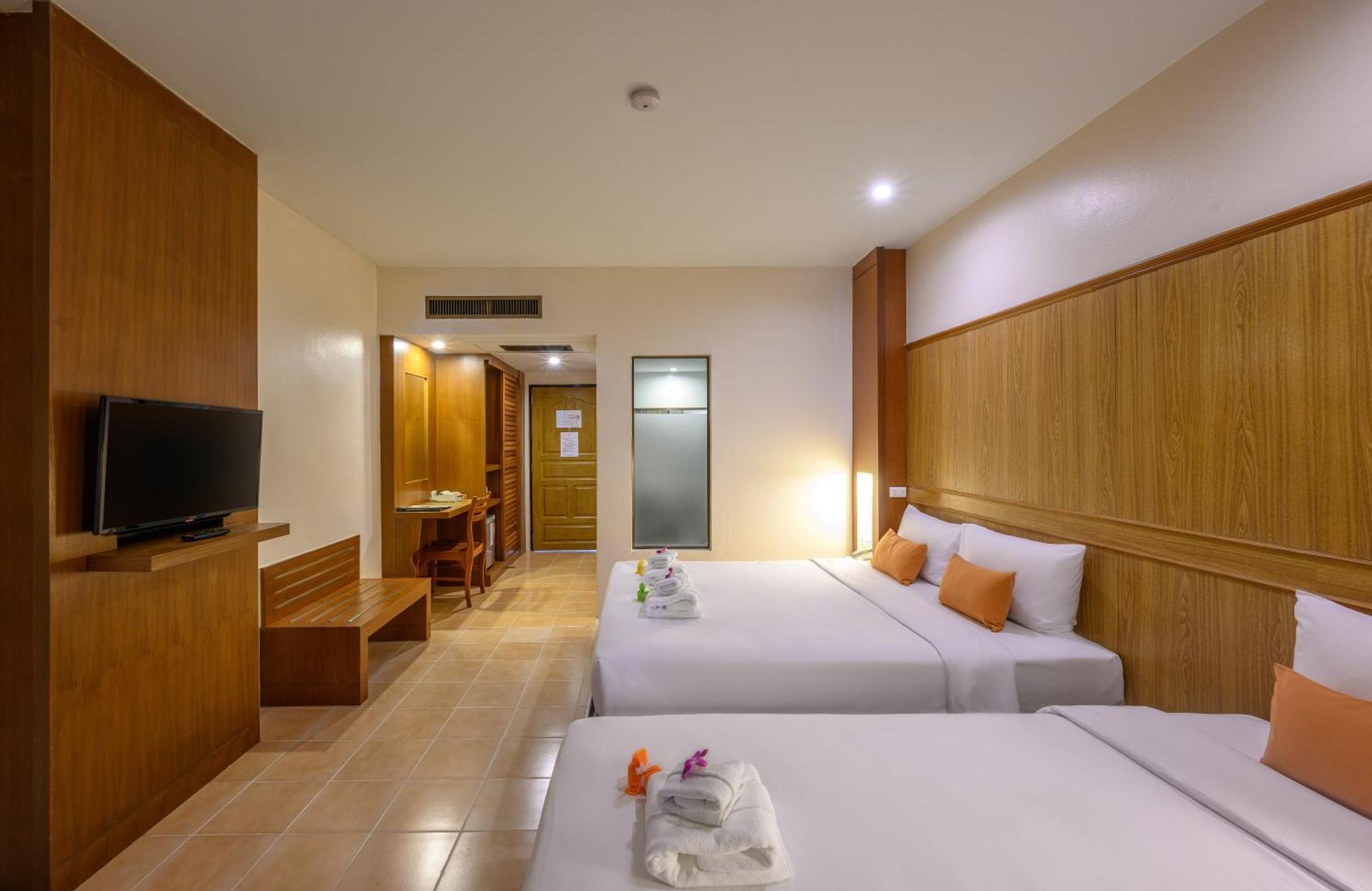Dreibettzimmer mit Balkon