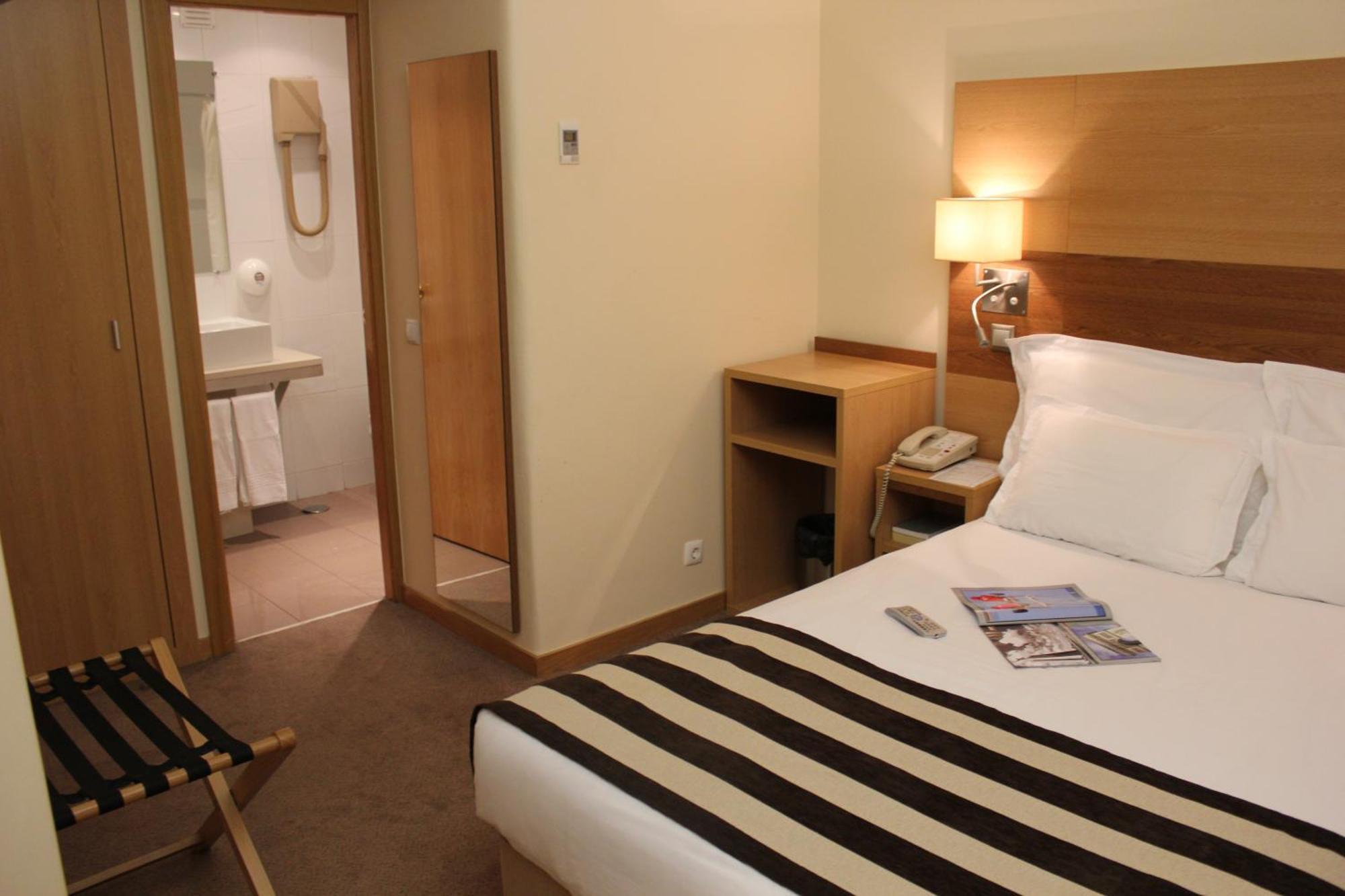 Single Room,1209240265:JPEG