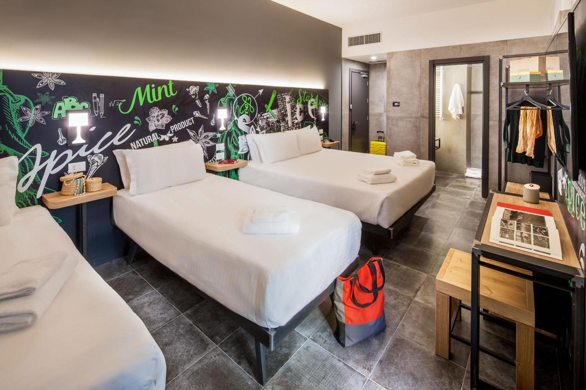 Quadruple Room,1709853088:JPEG