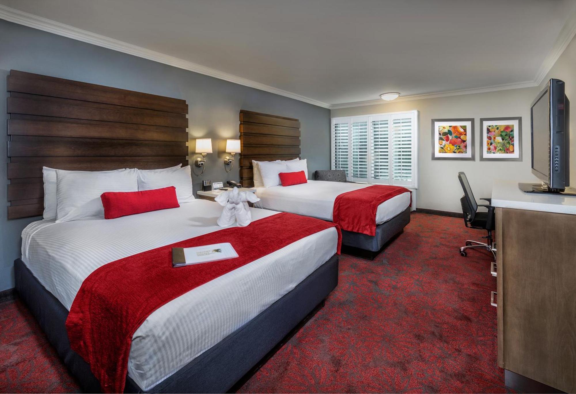 Deluxe Queen Room with Two Queen Beds,1210758886:JPEG