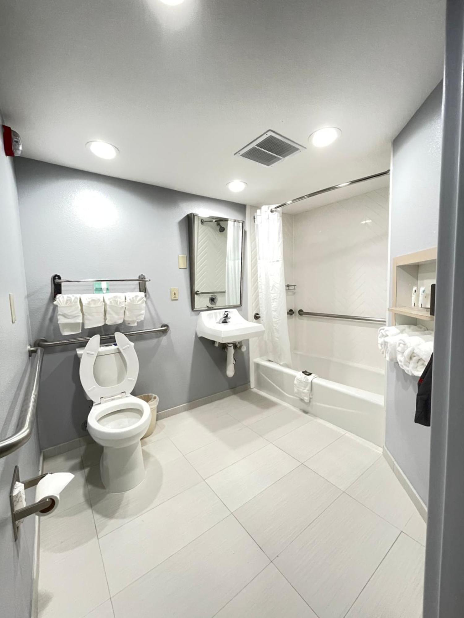 King Room - Disability Access