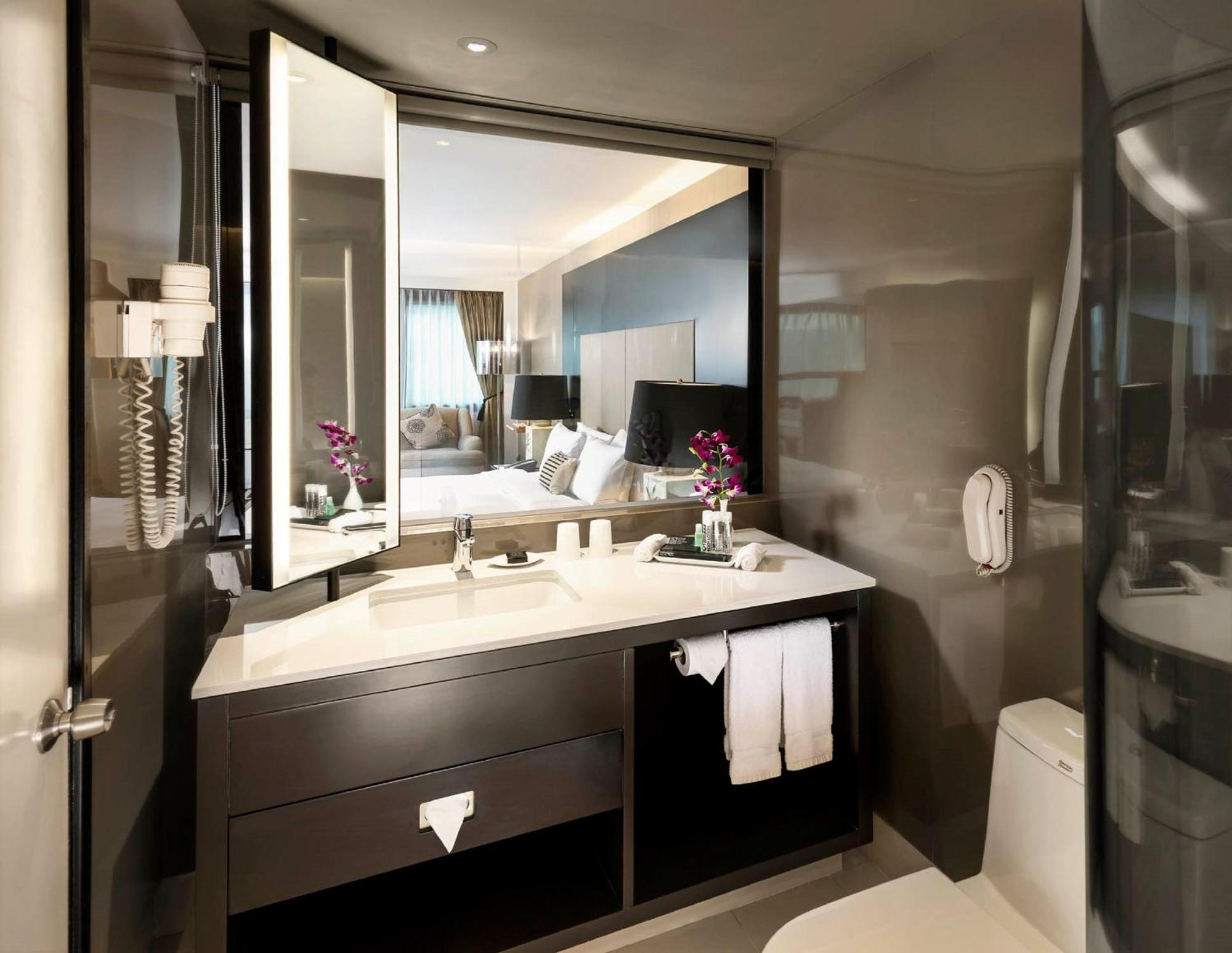 Premier Club Double or Twin Room
