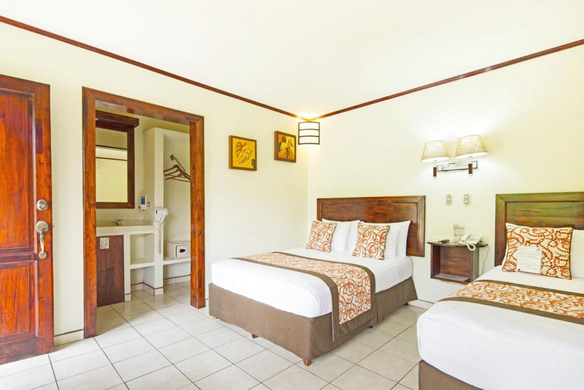 Quarto Duplo Standard com Vista do Jardim