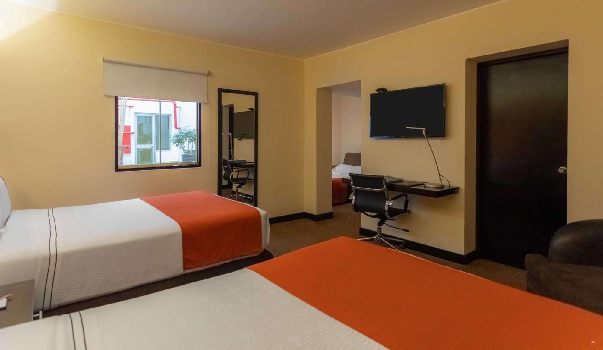 Quarto Standard com 2 Camas de Casal
