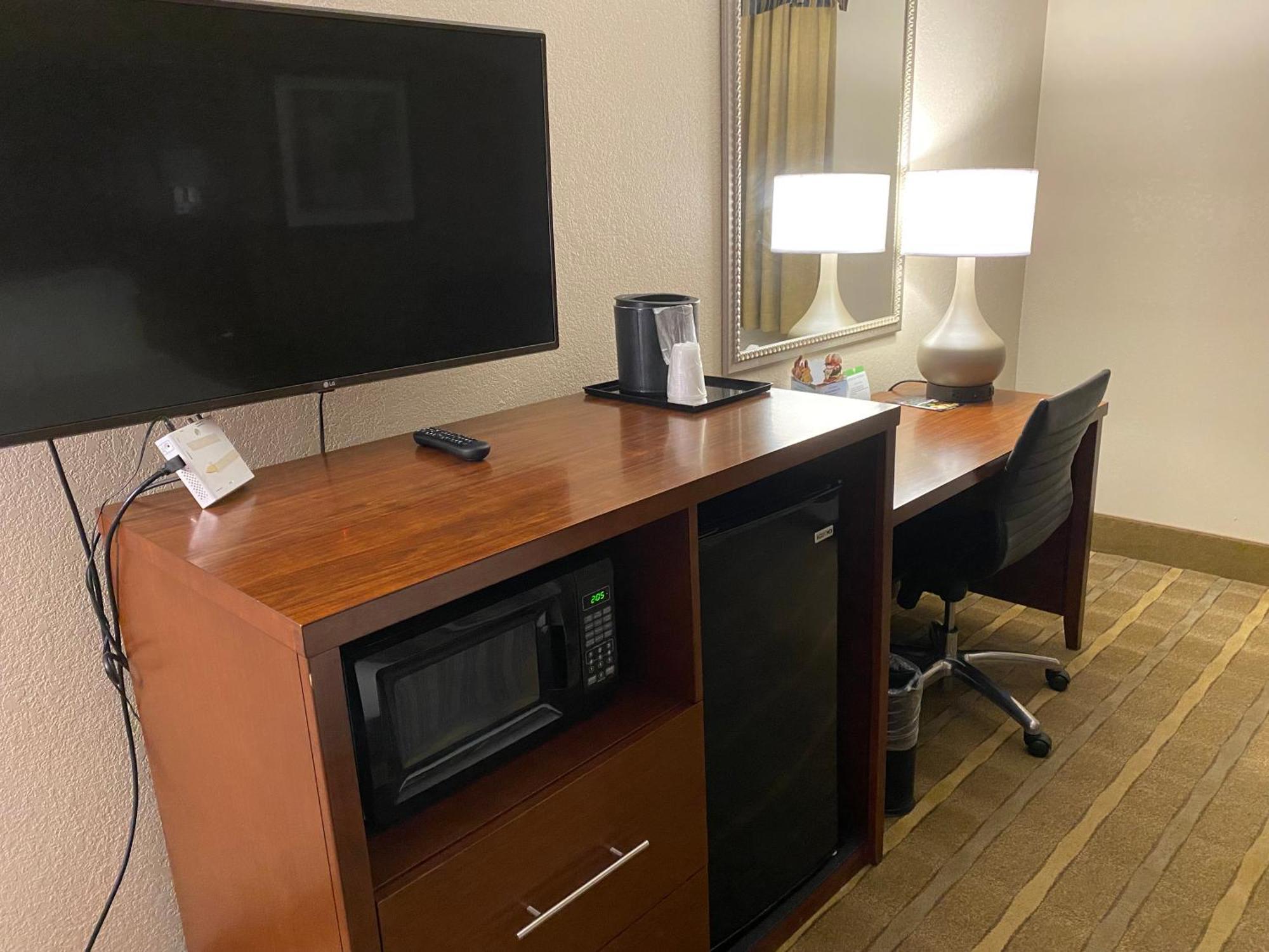 Two Double Beds - Non Smoking