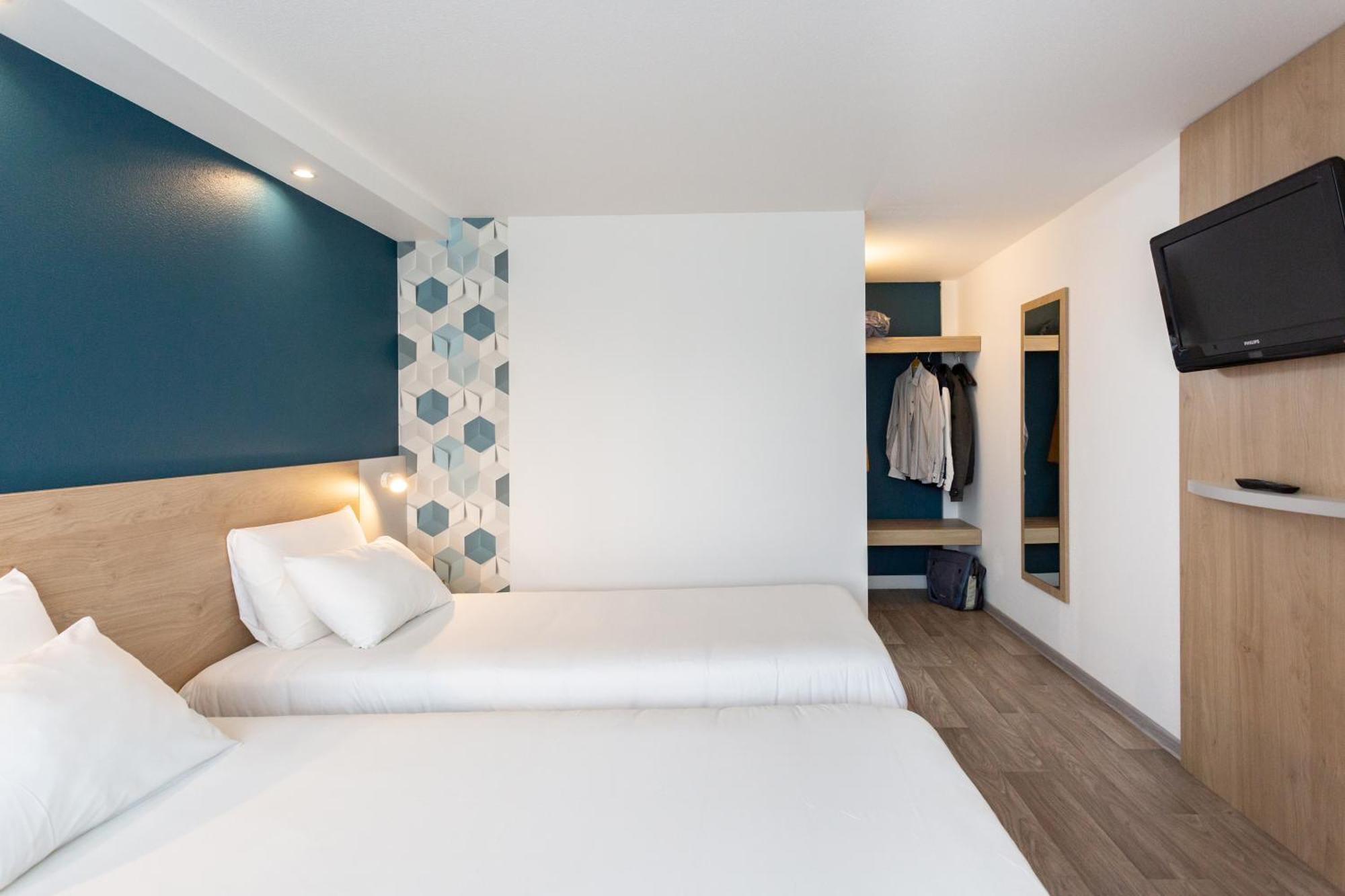 Twin Room,960393184:JPEG