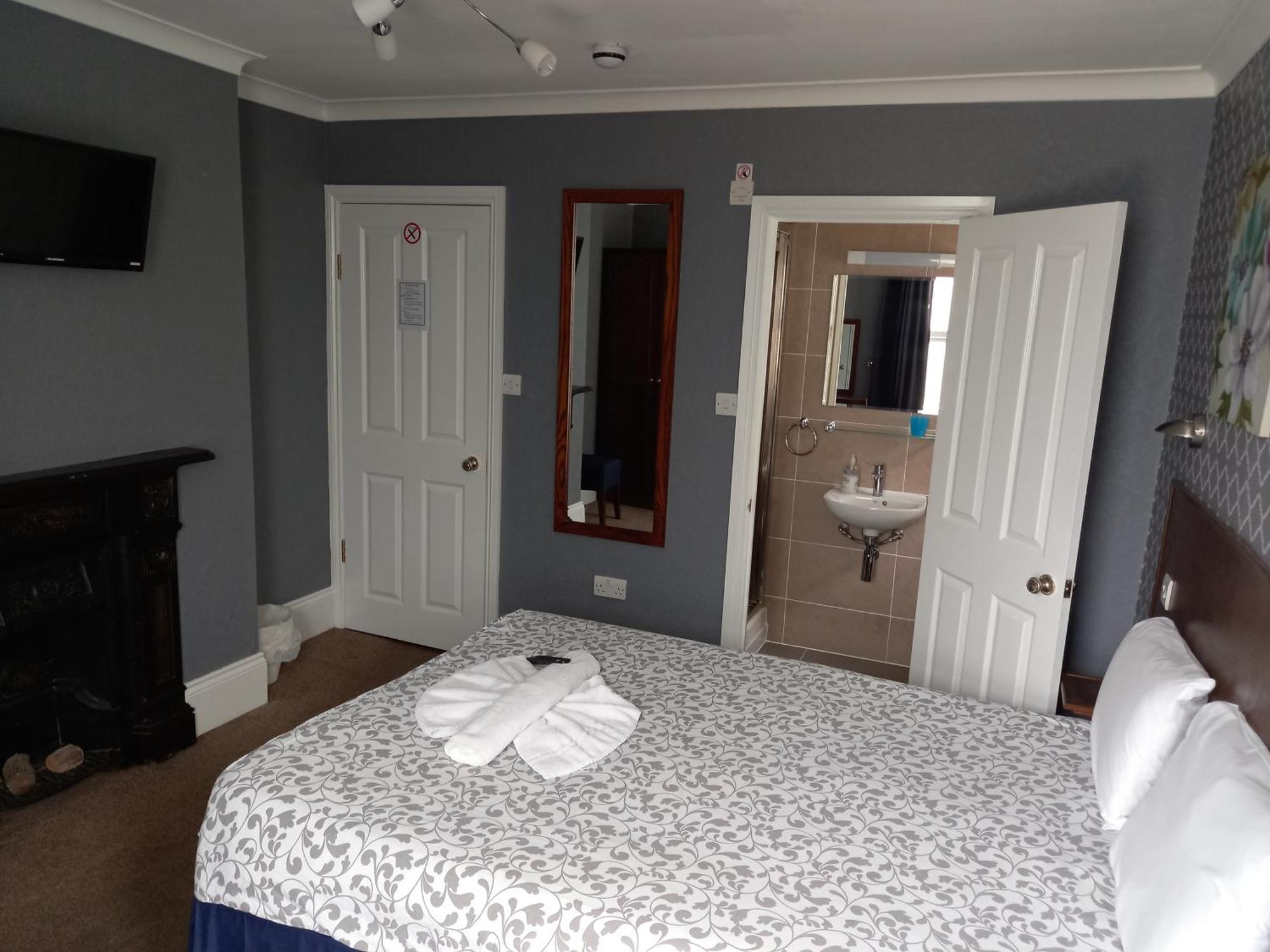 Habitación Doble con baño privado