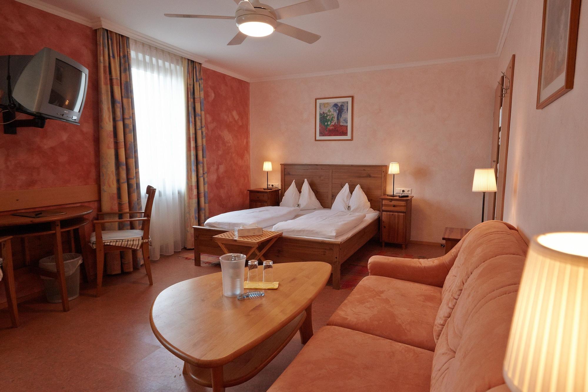 Dreibettzimmer