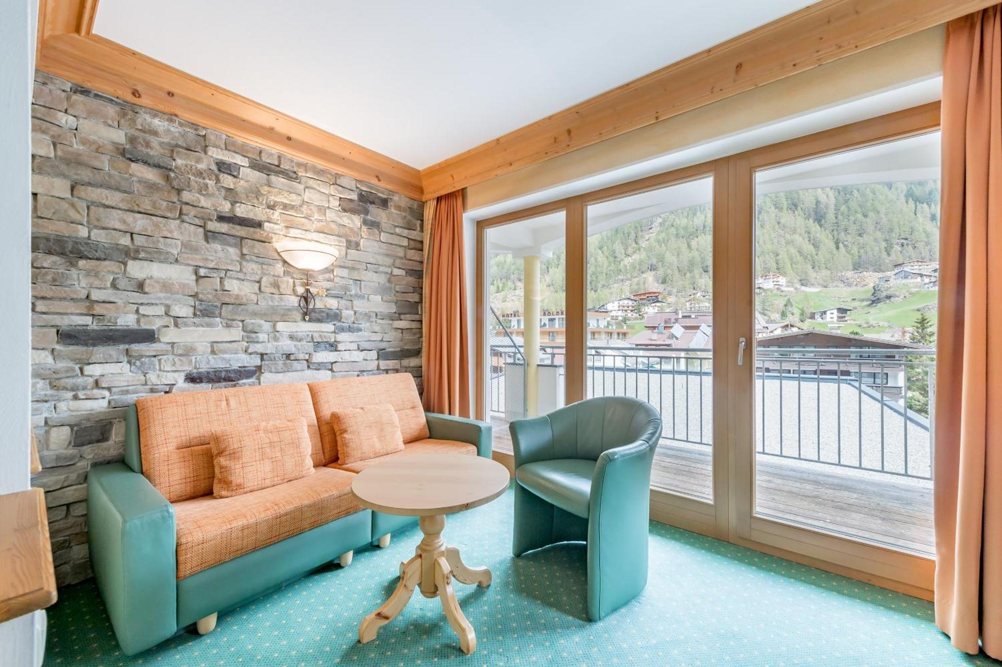 Familienzimmer mit Balkon