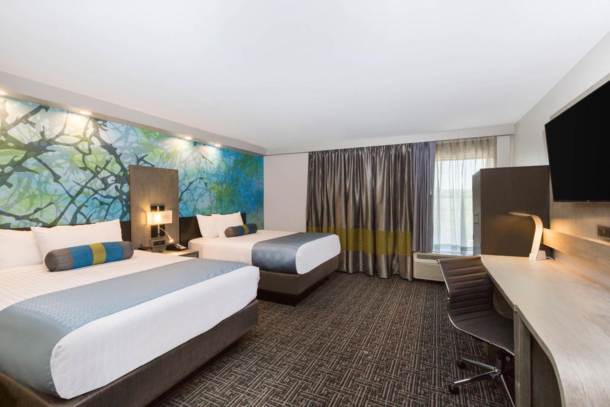 Queen Room with Two Queen Beds - Non-Smoking