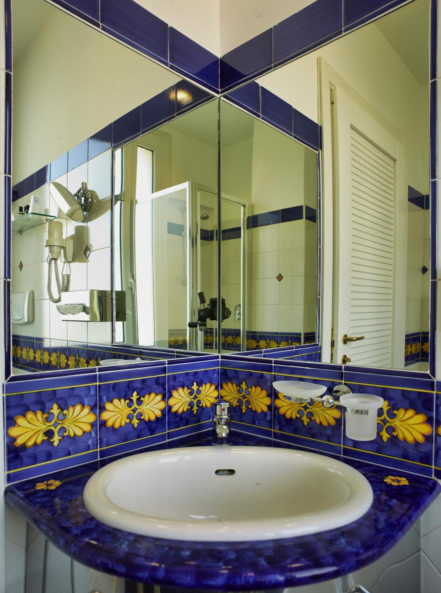 Classic Double Room,1279830616:JPEG