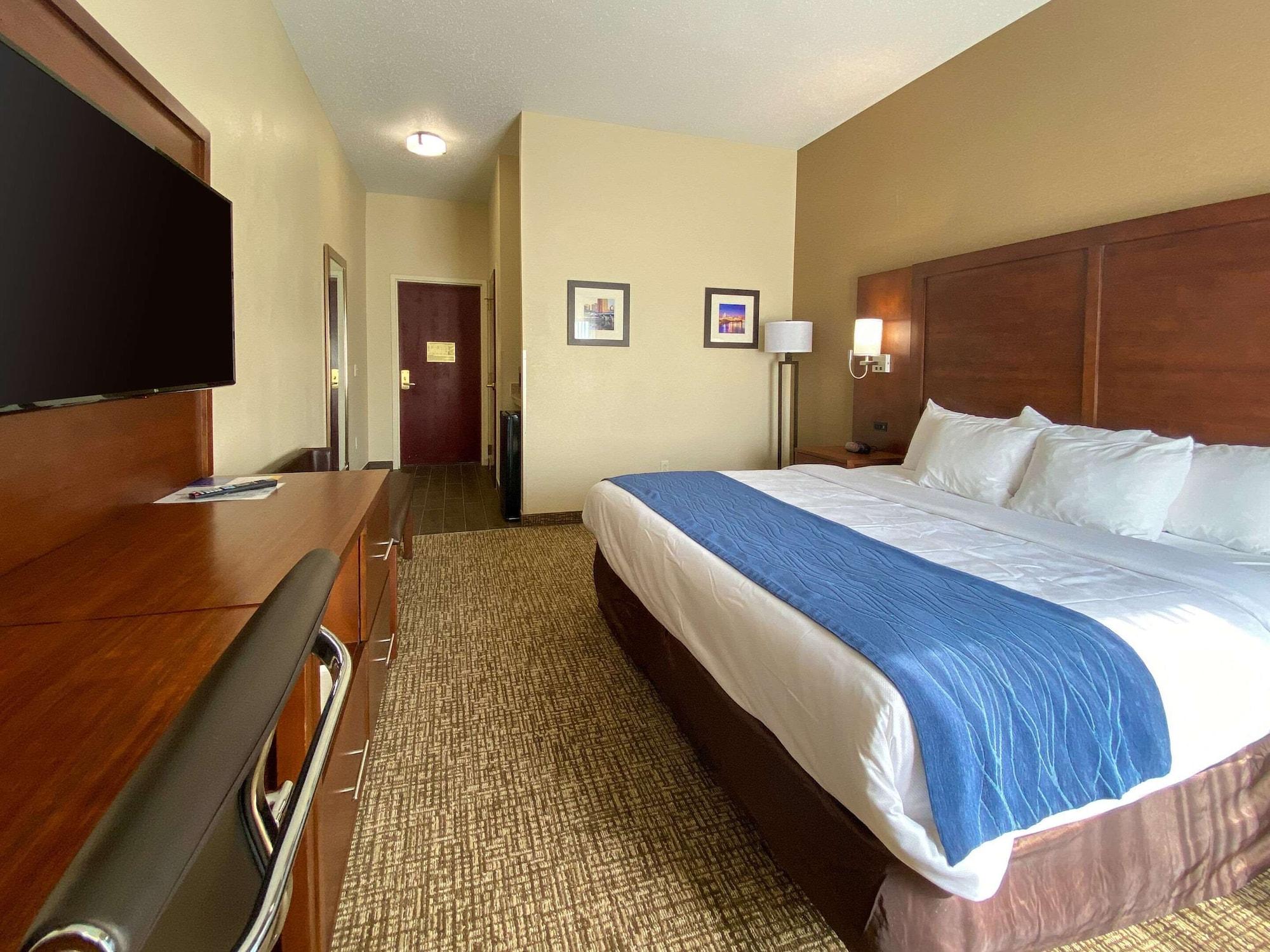 King Room - Accessible/Non Smoking