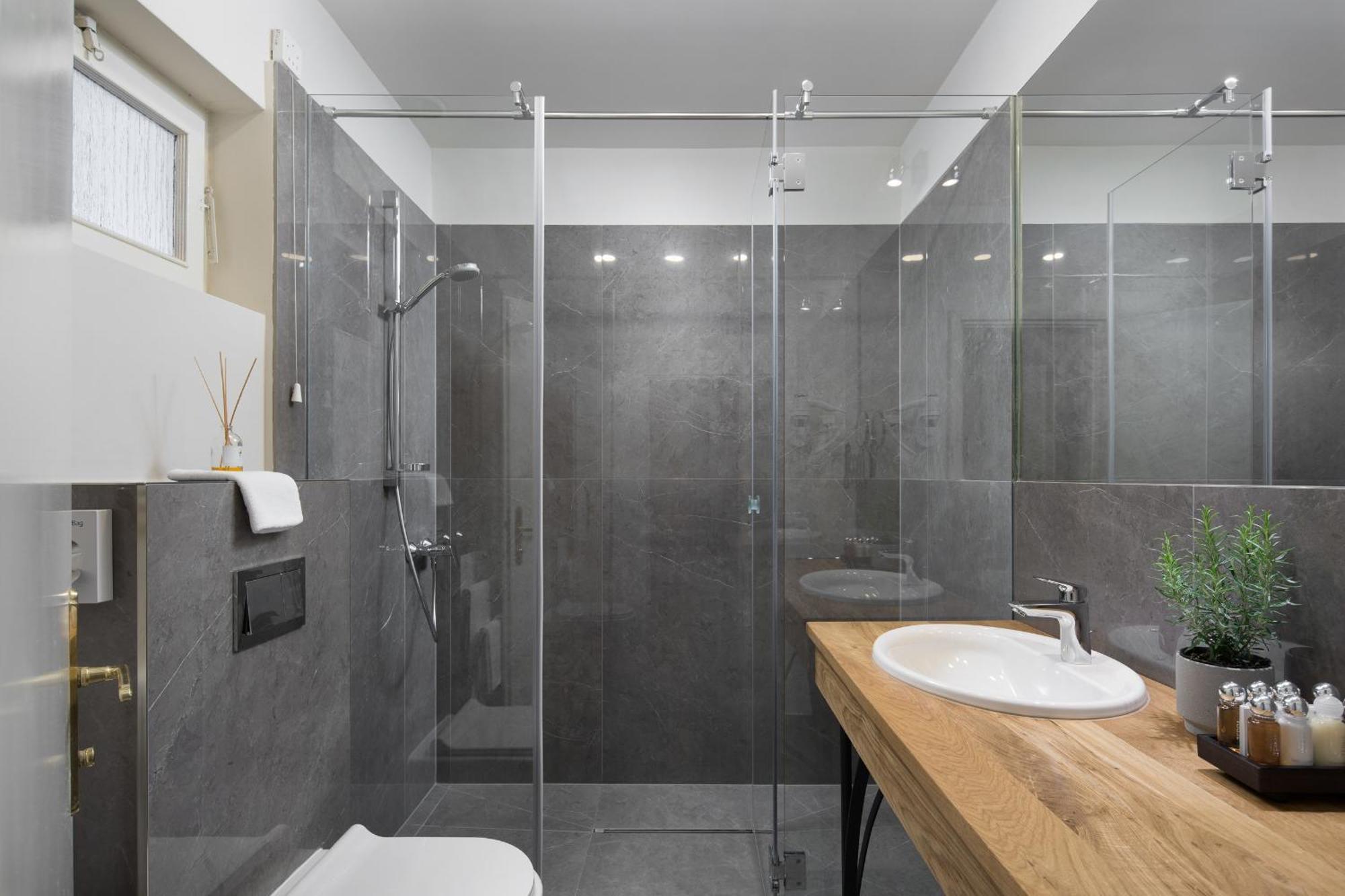 Camera Matrimoniale Comfort con Vista Mare