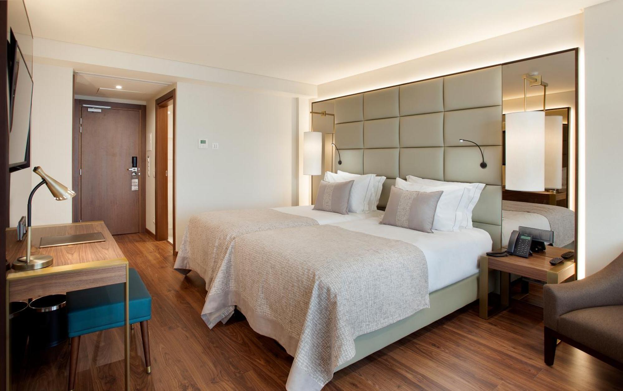 Oferta Especial - Quarto Twin Superior com Vista Mar Lateral