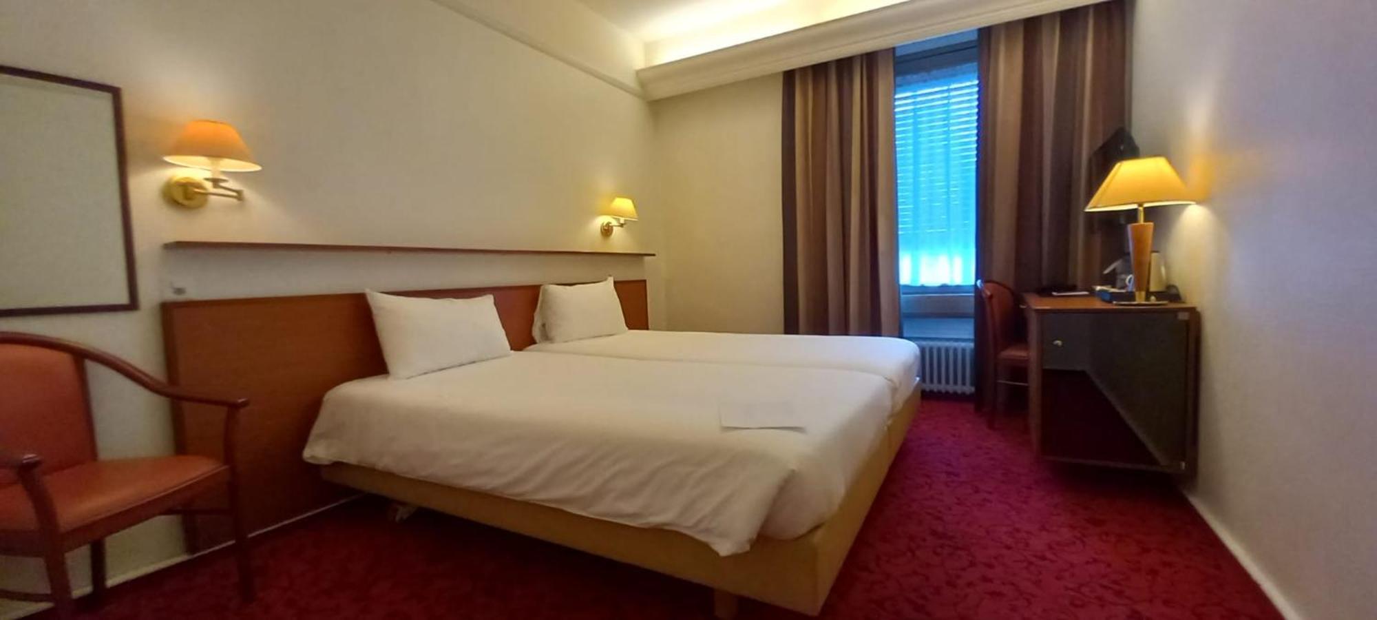 Quarto Twin