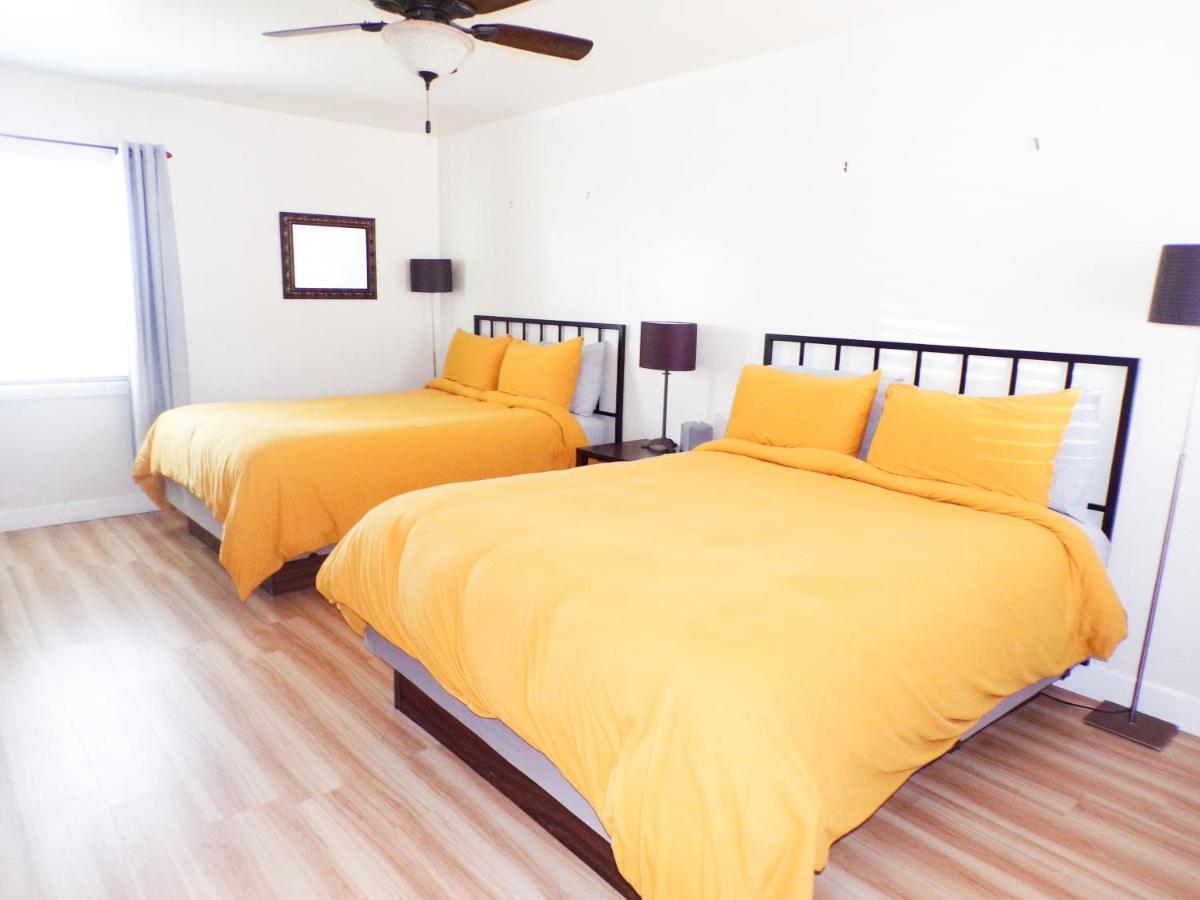 Family Room with Two Queen Beds - 1