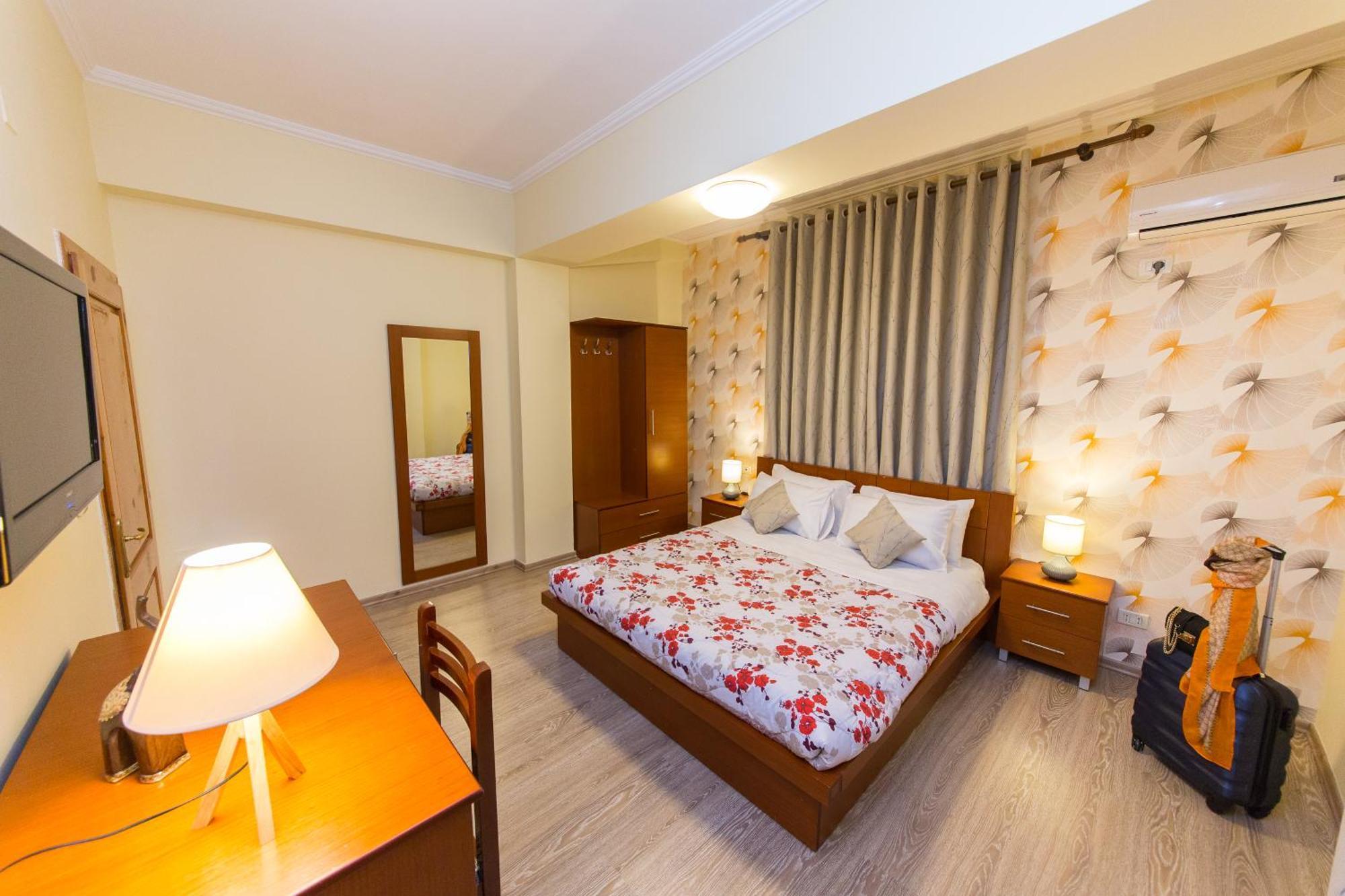 Doppelzimmer mit Balkon