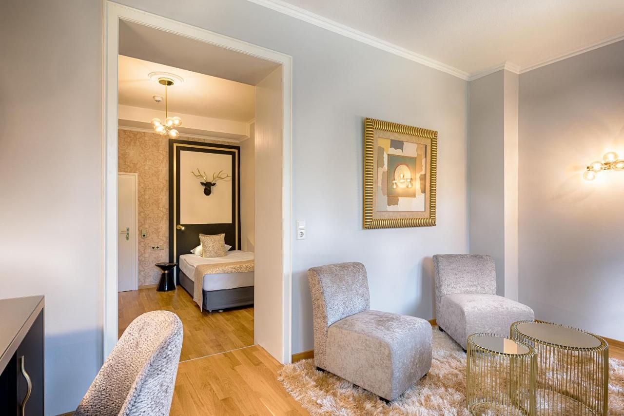 Deluxe Single Room,1237851922:JPEG