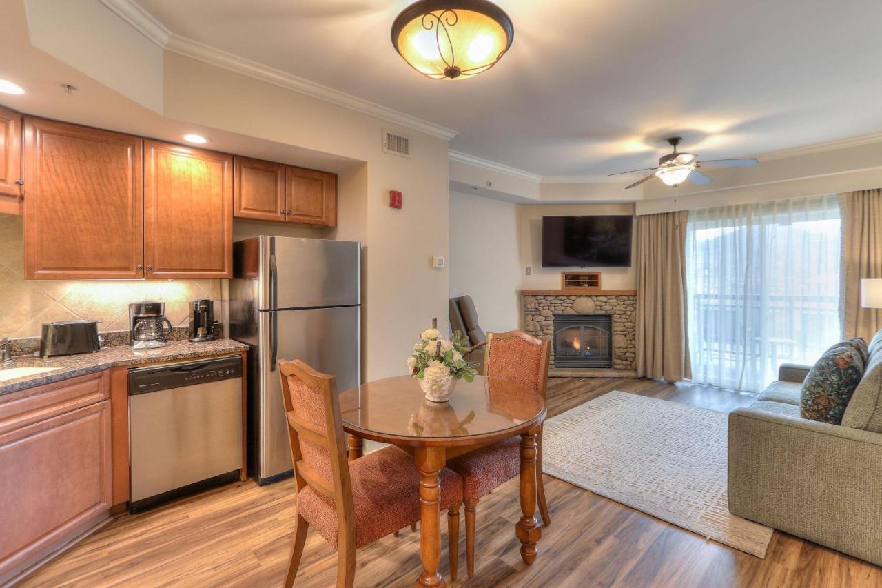 One Bedroom Riverview Condo One King,1237994311:JPEG