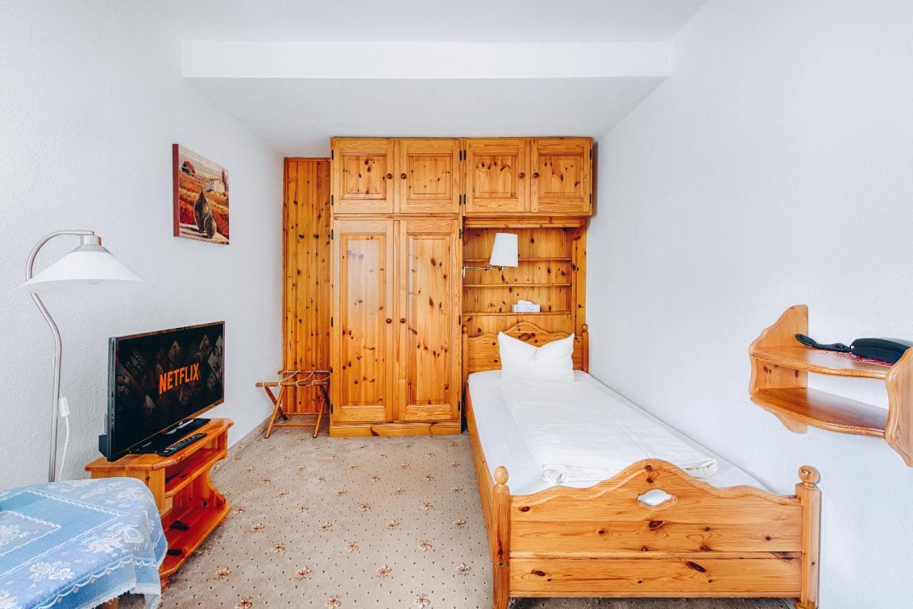 Standard Single Room,1252014637:JPEG