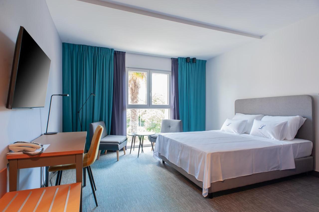 Junior Suite,1245965104:JPEG