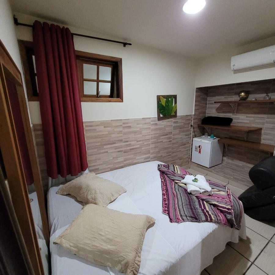 Quarto com Cama de Casal ou 2 de Solteiro