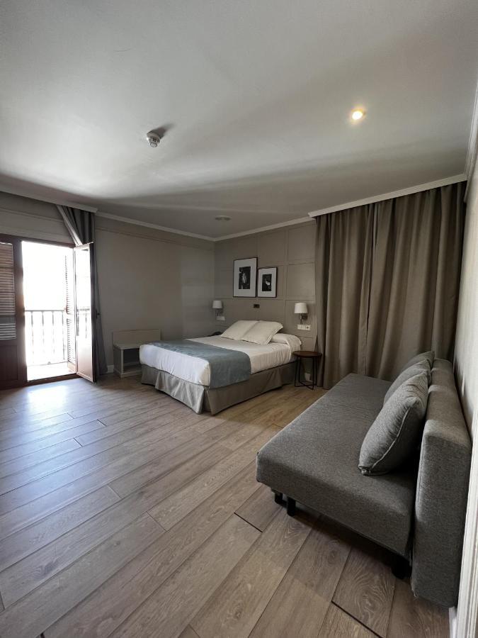 Standard Queen Room,1414896990:JPEG