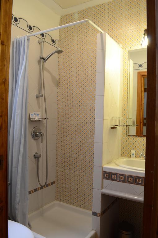 Chambre Double ou Lits Jumeaux