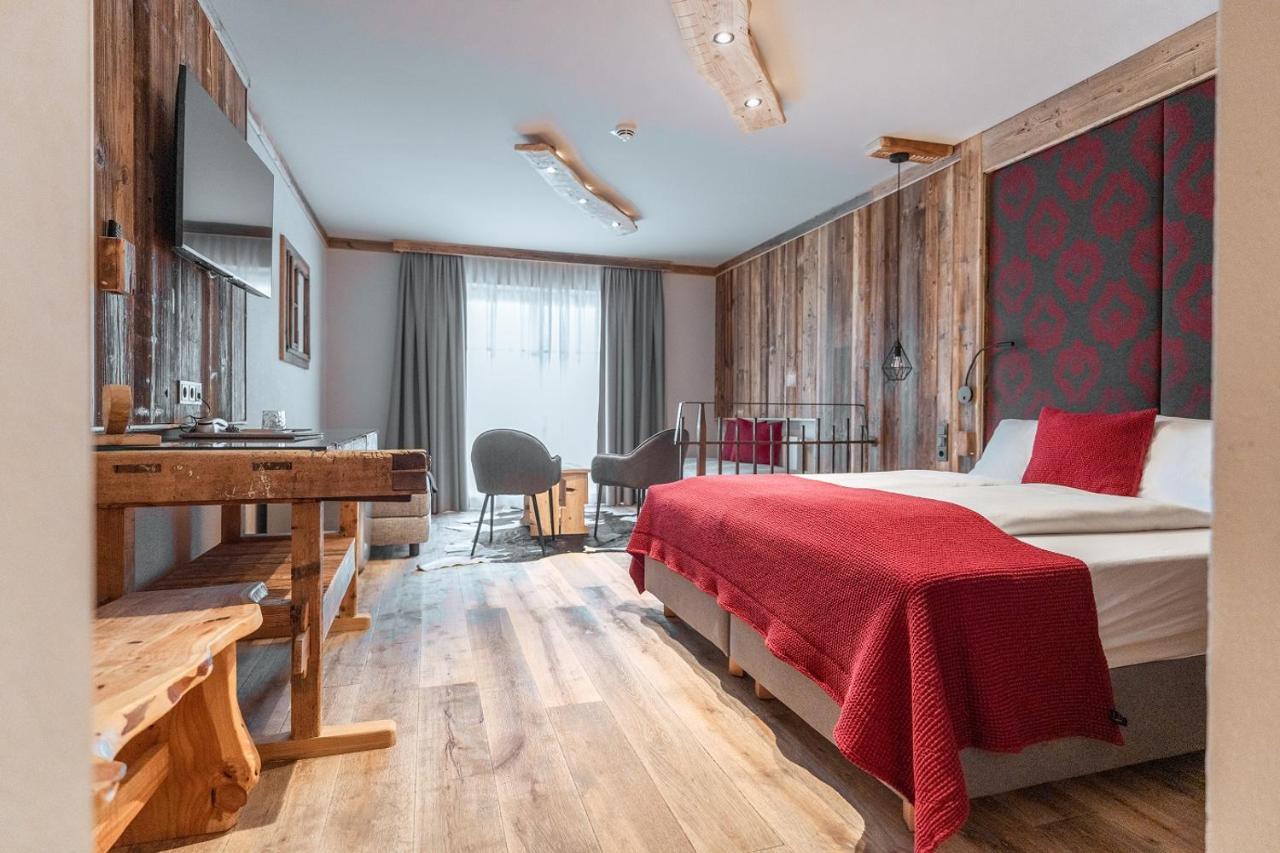 Junior Suite met Uitzicht op de Bergen
