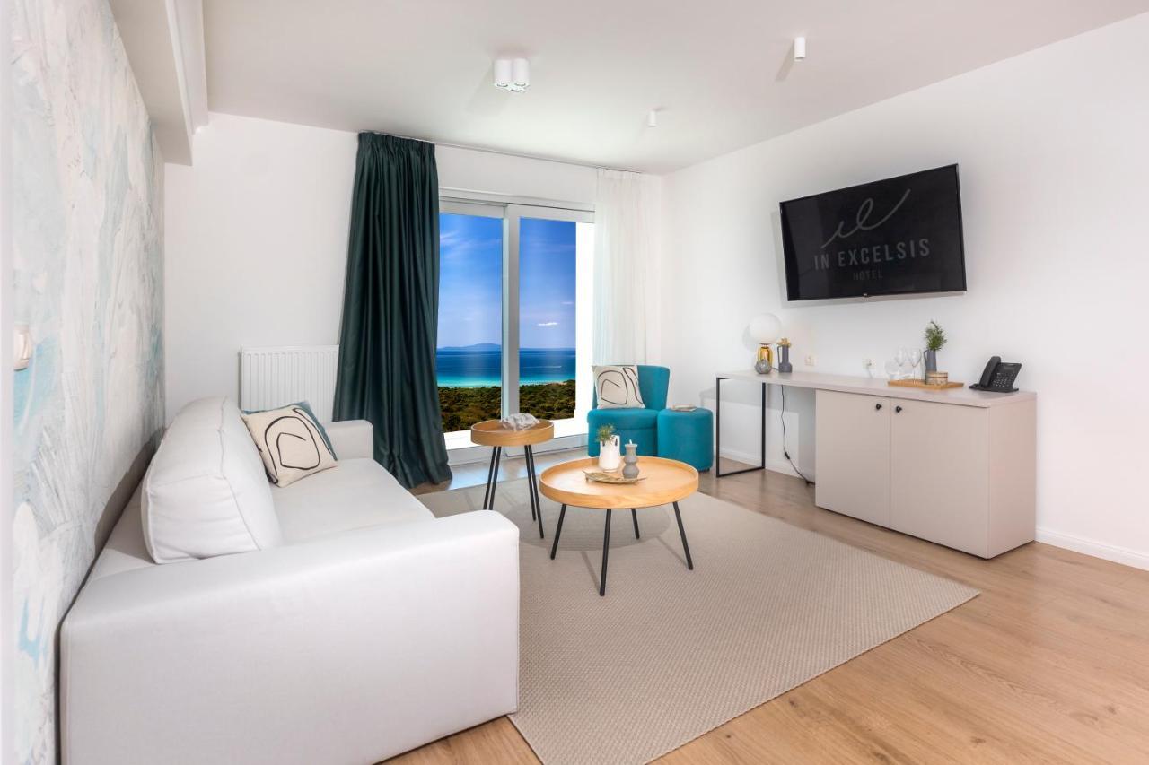Premium Suite mit Meerblick und Balkon