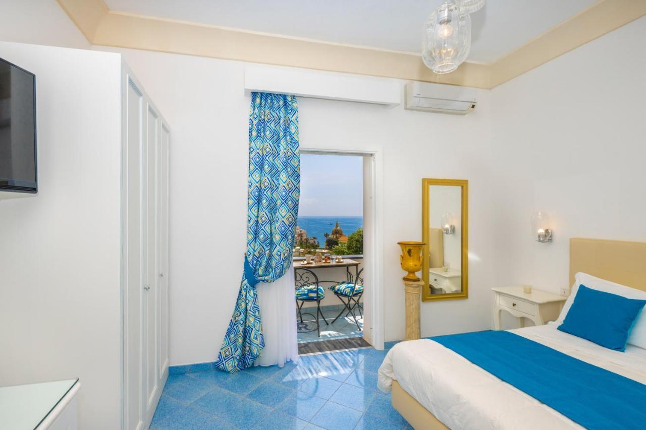 Standard Double or Twin Room Sea View,1247678464:JPEG