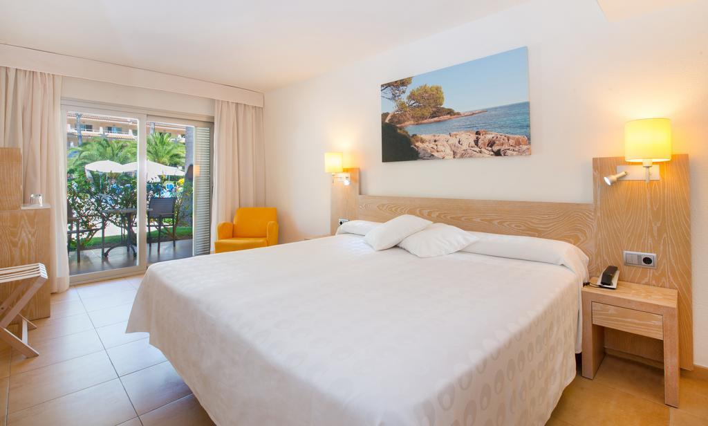 Habitación Doble con vistas al jardín