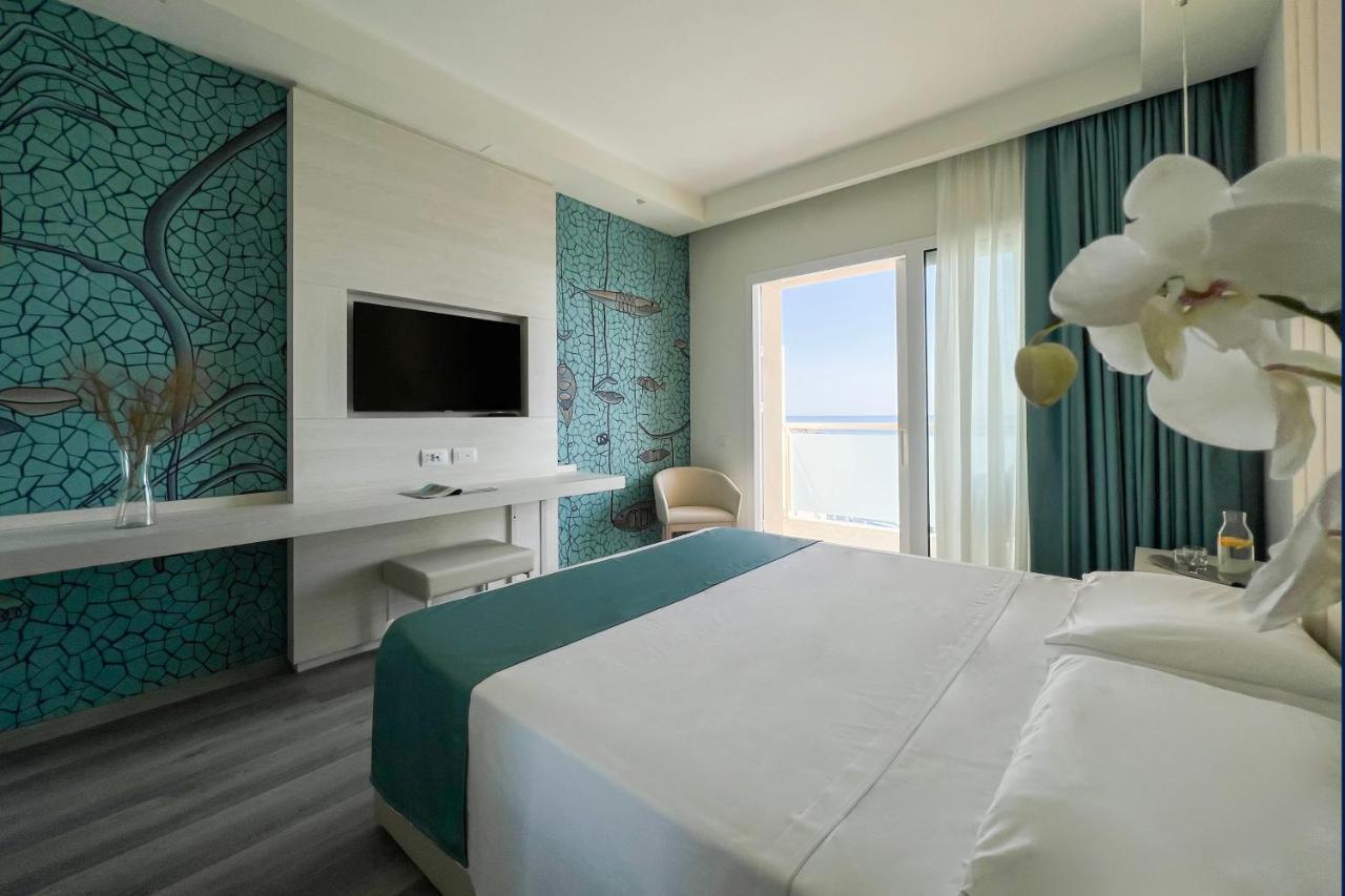 Superior Double Room with Balcony and Sea View Beach Package,1248922123:JPEG