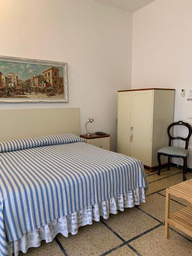 Großes Doppelzimmer