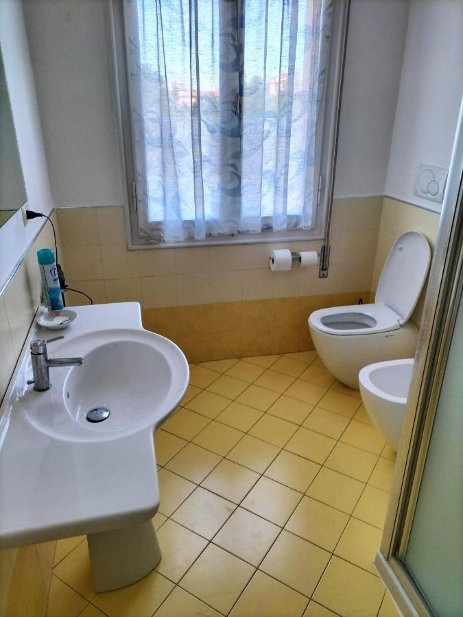Camera Tripla con Bagno in Comune