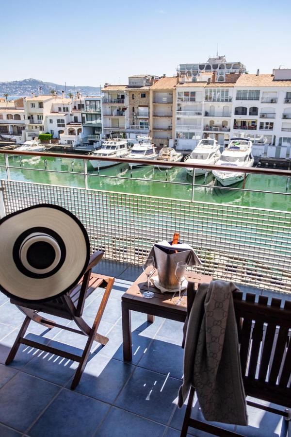 Double Room with Extra Bed and Canal View