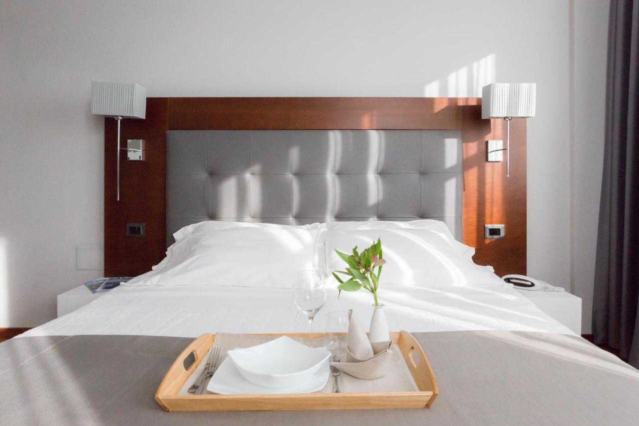 Classic Double Room,1260542134:JPEG