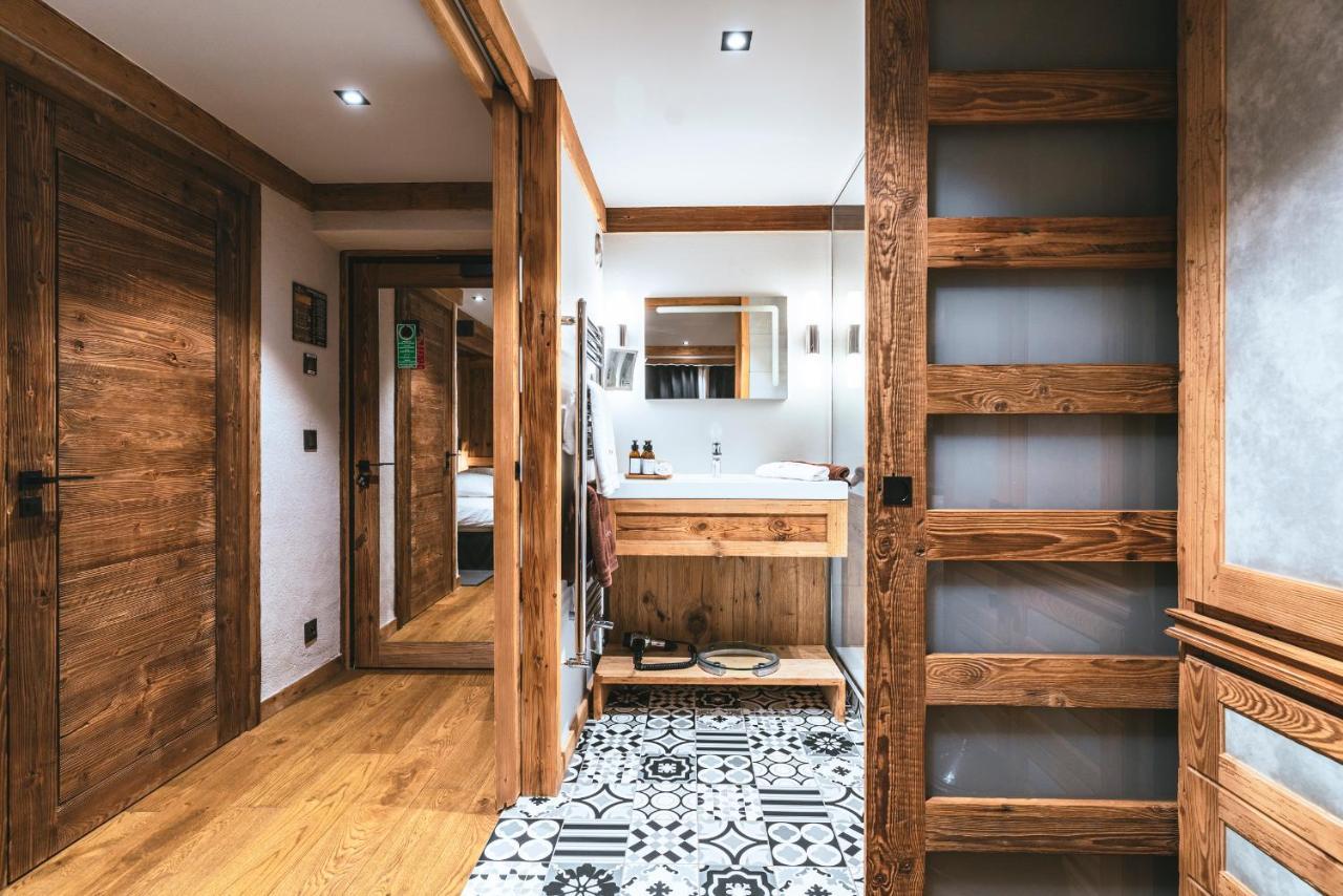 Chambre Confort avec Balcon - Vue sur Village