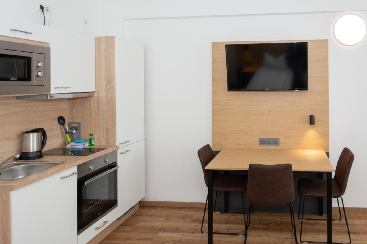 Studio Apartment L Kitchen,1365883604:JPEG