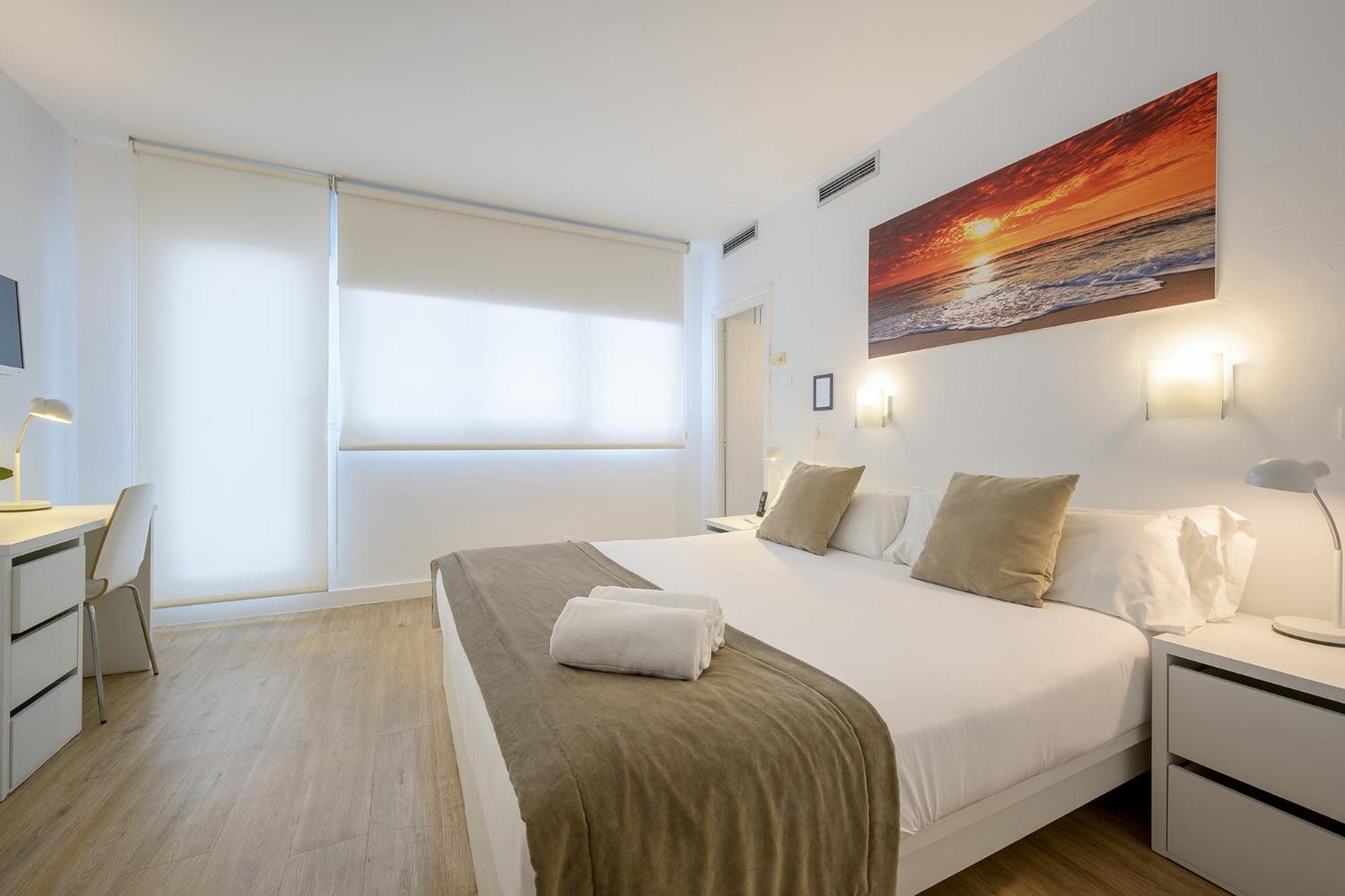 Superior Double or Twin Room with Balcony,1272659998:JPEG