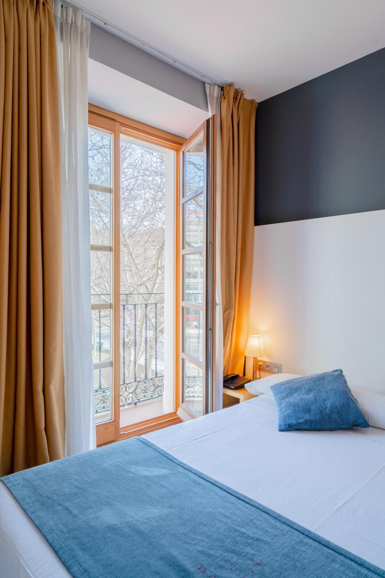 Double Room with City View,1272756838:JPEG