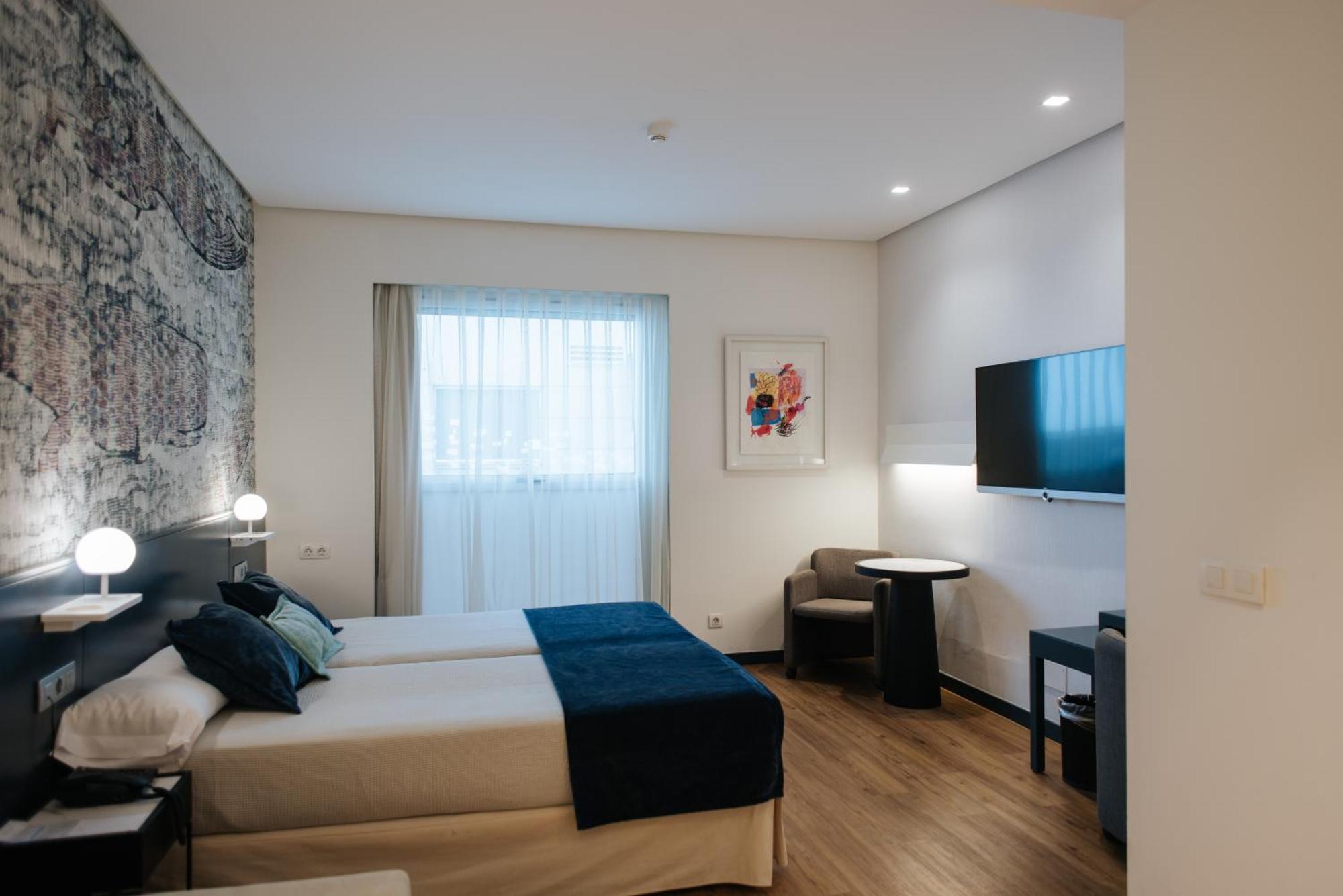 Double or Twin Room,1272765727:JPEG